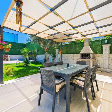 Villa Villa_emre's